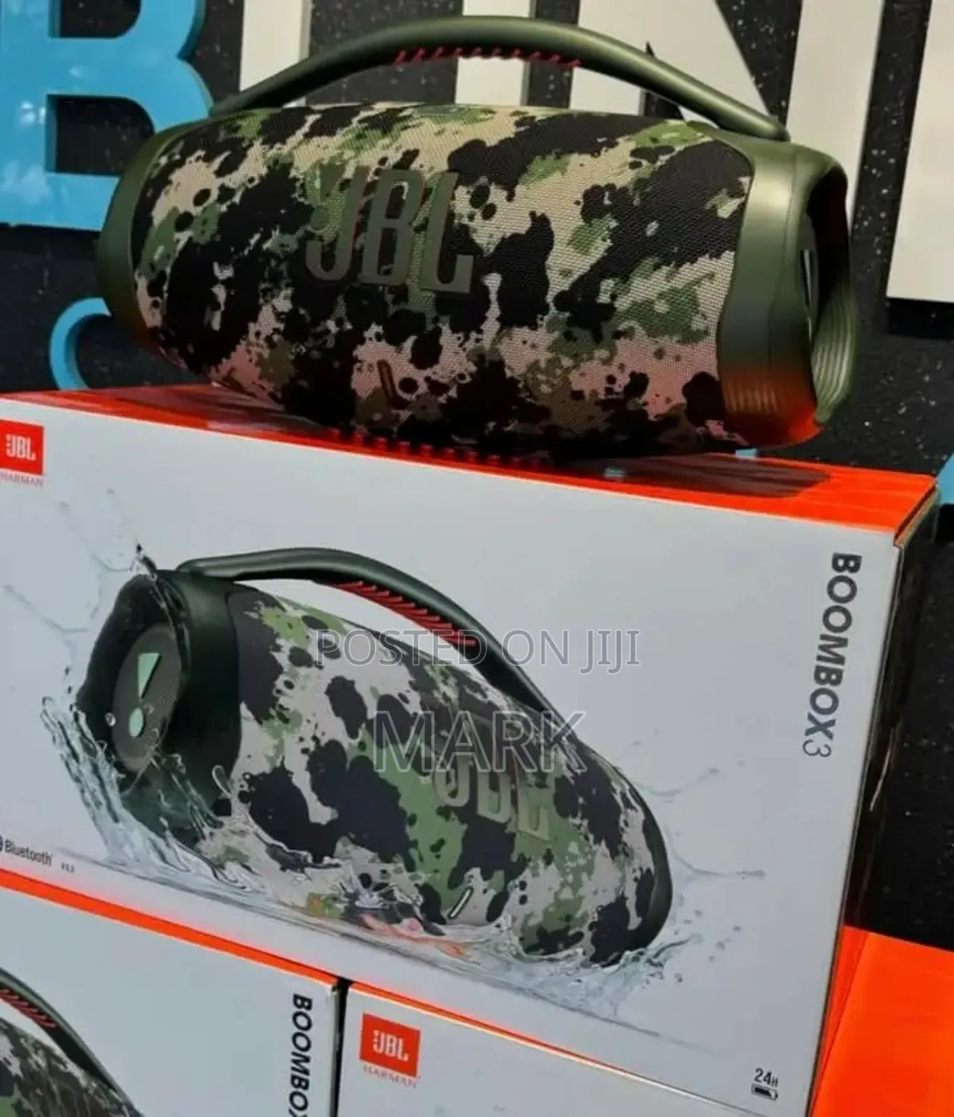 JBL Boom Box RGB