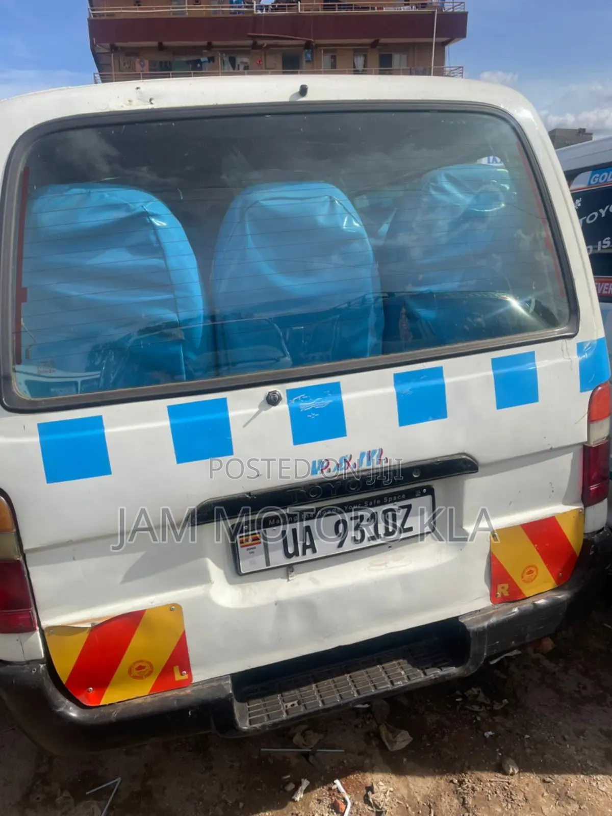 Toyota HiAce 1999 White