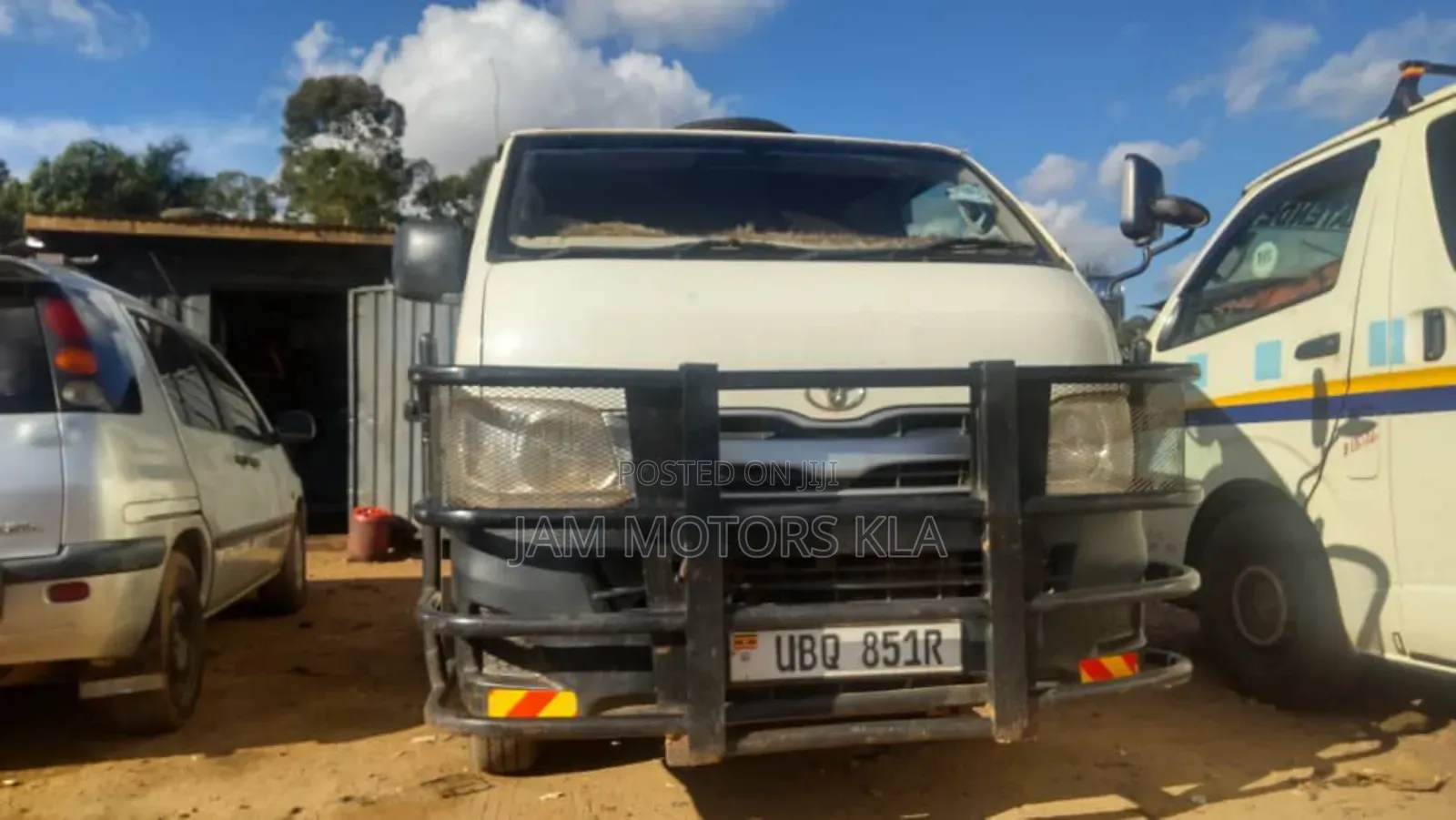 Toyota HiAce 2009 White