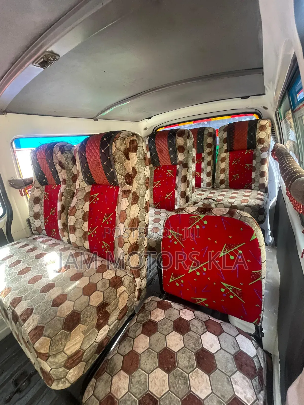 Toyota HiAce 2001 White