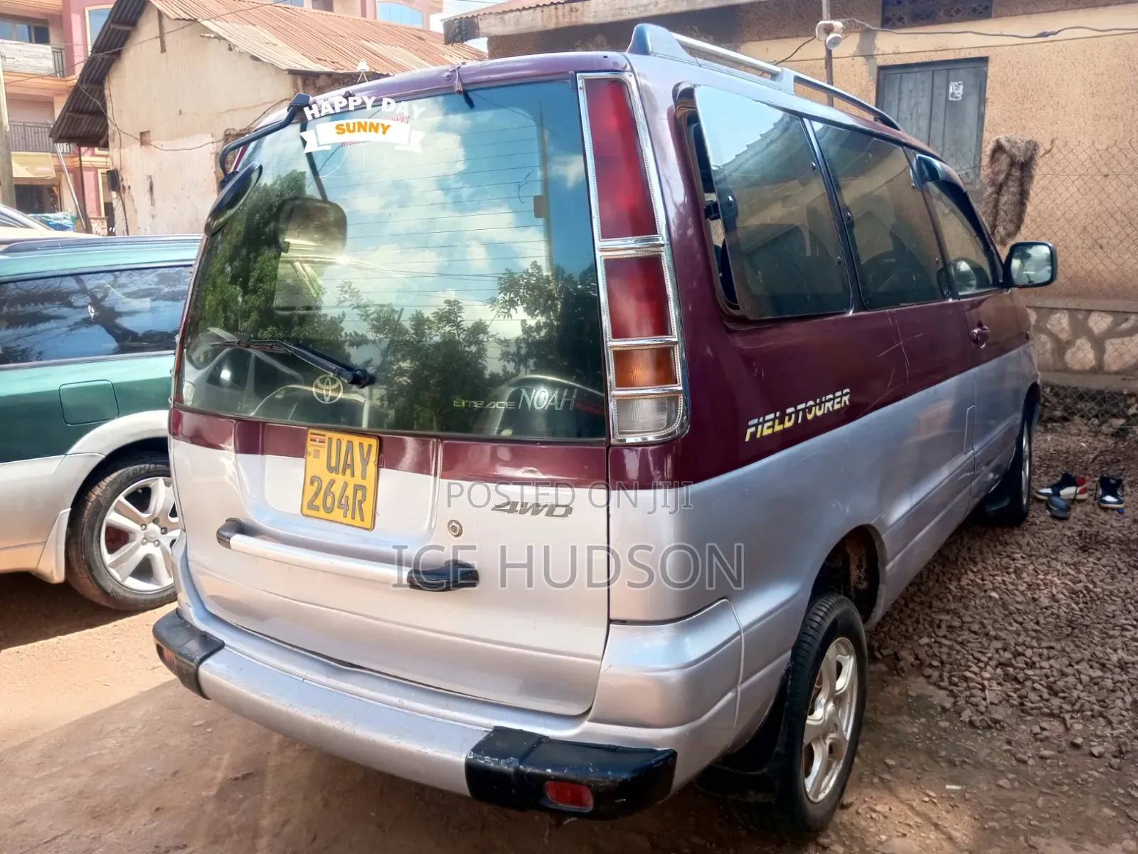 Toyota Noah 2001 Red