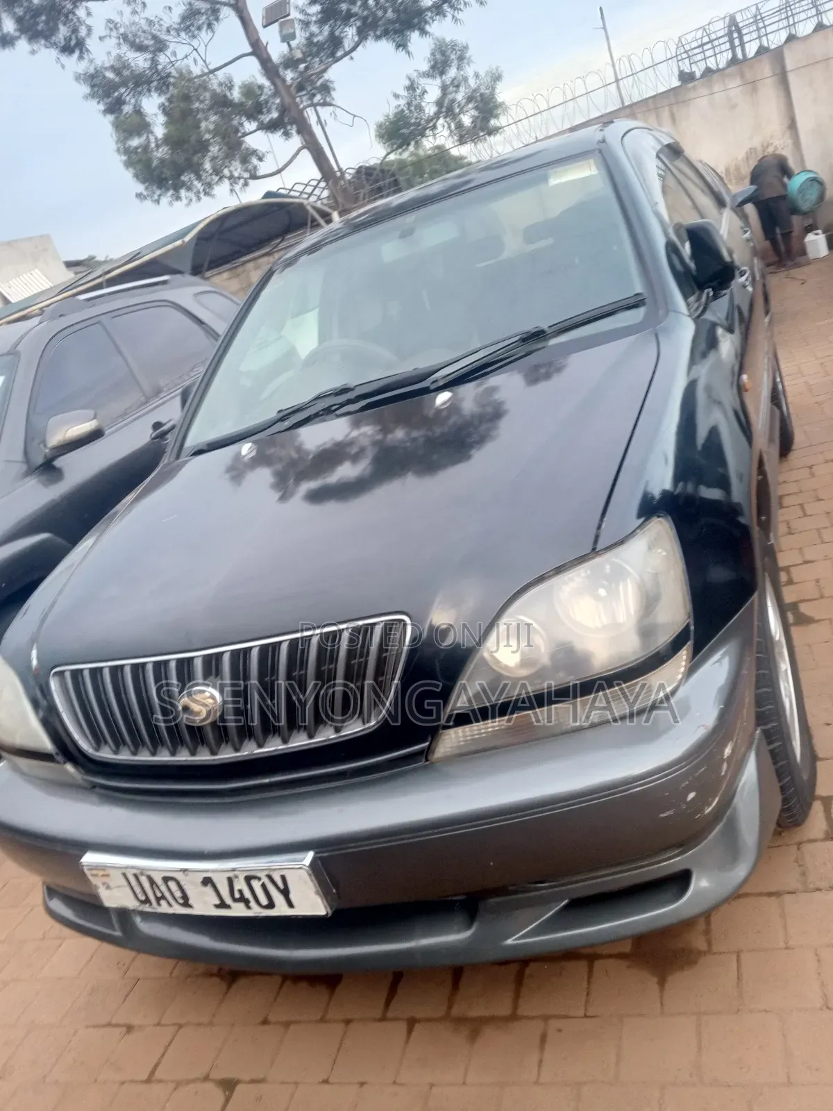 Toyota Harrier 2001 Black