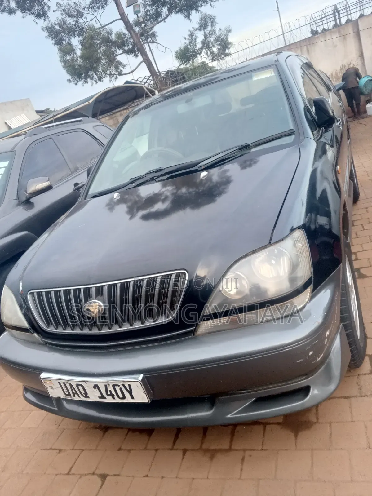 Toyota Harrier 2001 Black