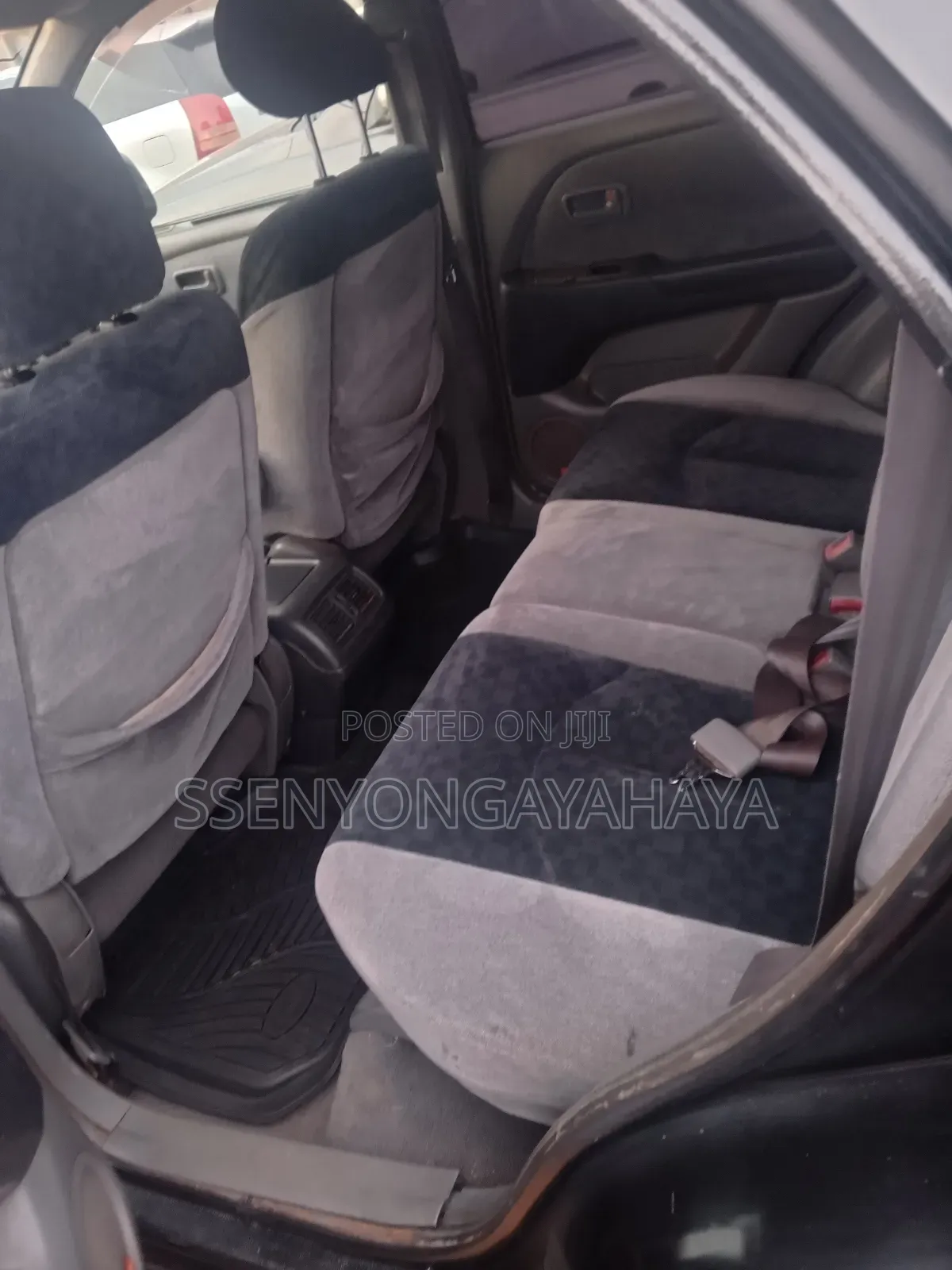 Toyota Harrier 2001 Black
