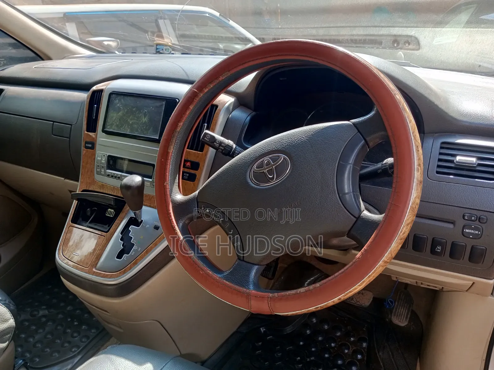 Toyota Alphard 2007 Silver
