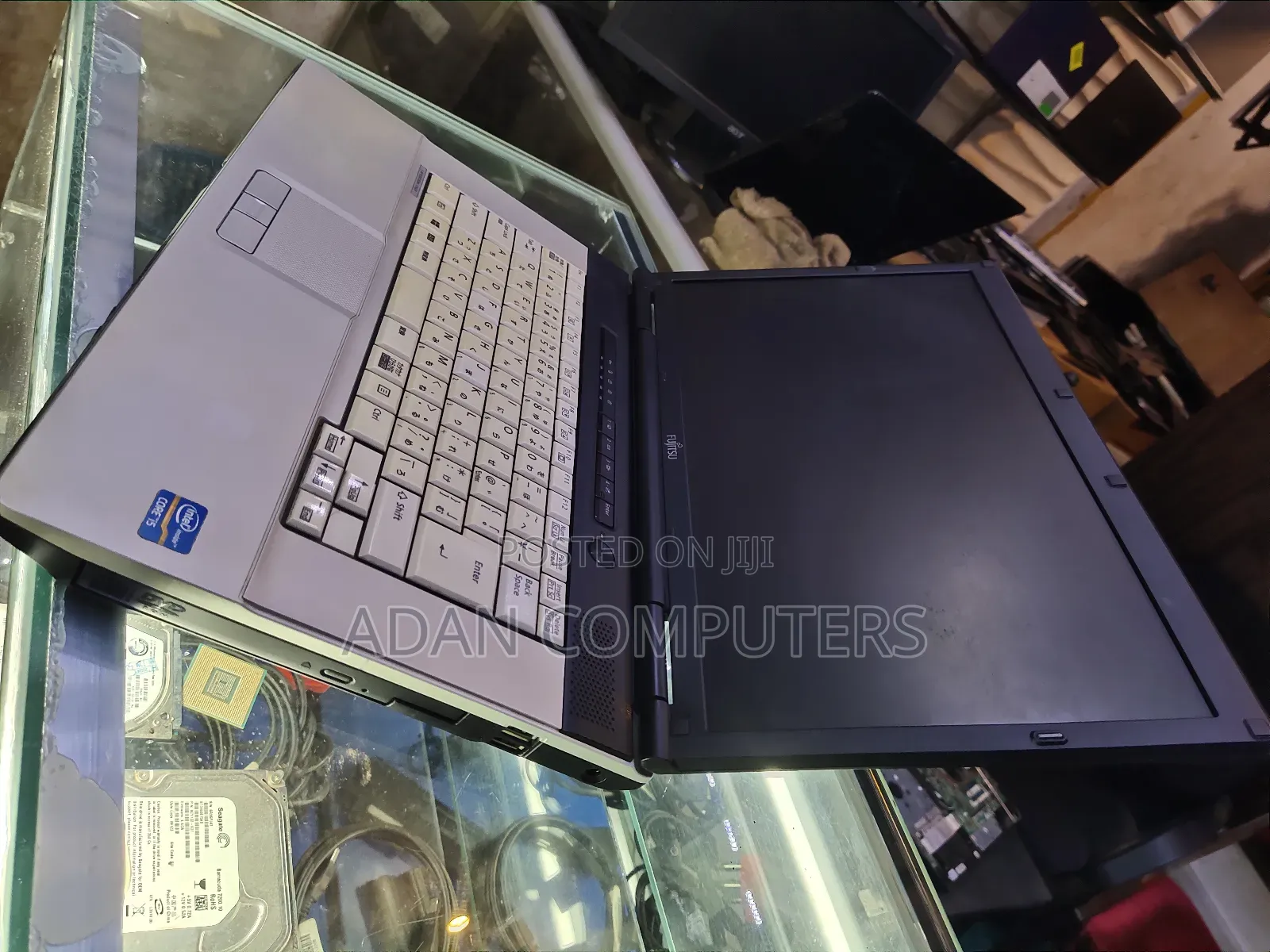 Laptop Fujitsu Lifebook E743 4GB Intel Core i5 HDD 320GB