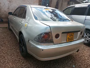 Toyota Altezza 2004 Silver