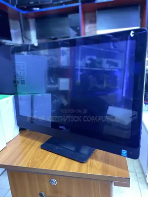 Dell OptiPlex 7000 7410 All-in-One 8GB Intel Core i5 HDD 500GB