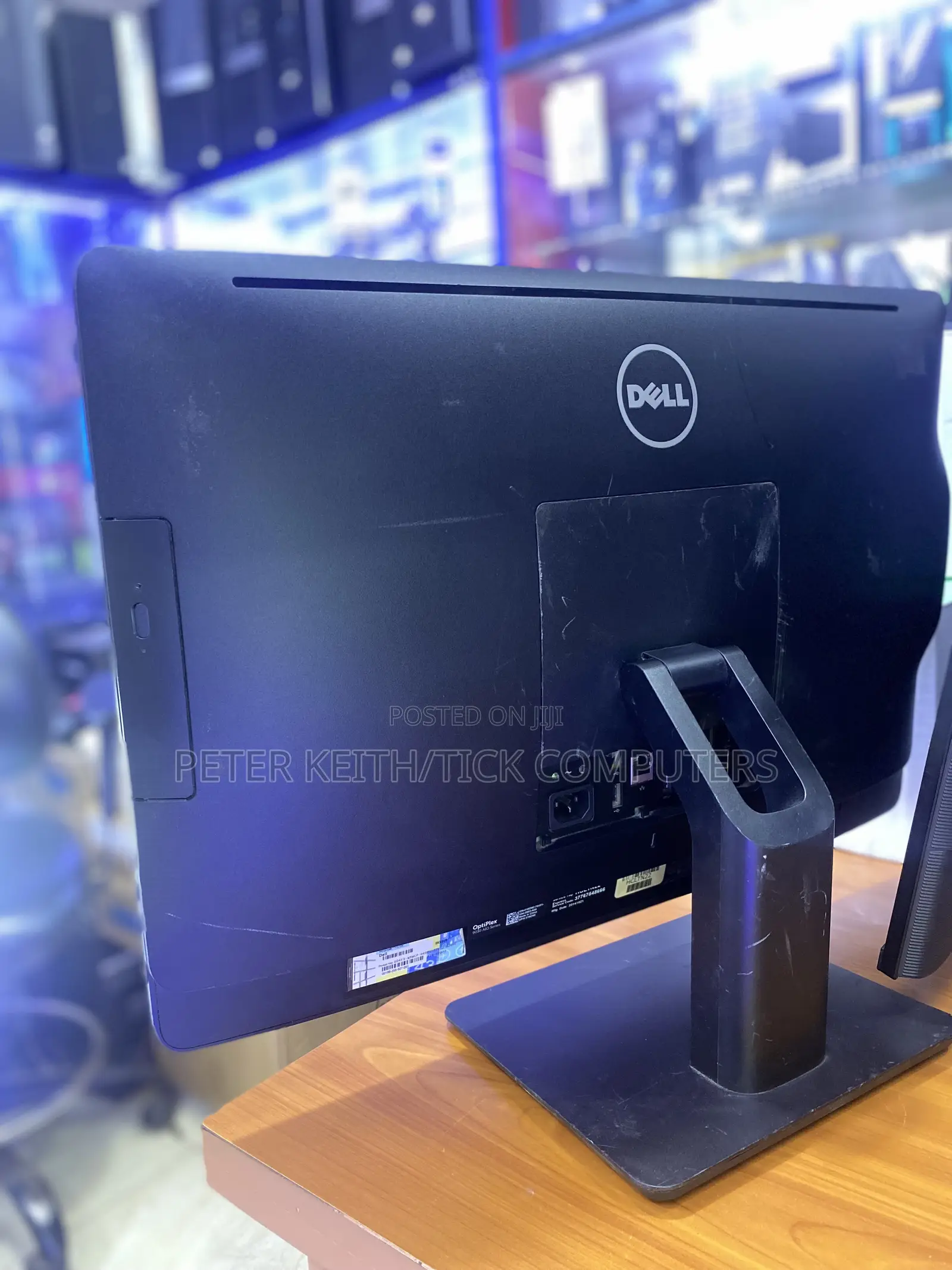 Dell OptiPlex 7000 7410 All-in-One 8GB Intel Core i5 HDD 500GB