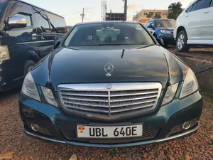 Mercedes-Benz E300 2008 Gray