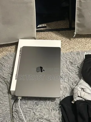 New Laptop Apple MacBook Air 16GB Apple M5 SSD 512GB