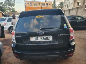 Subaru Forester 2010 Black