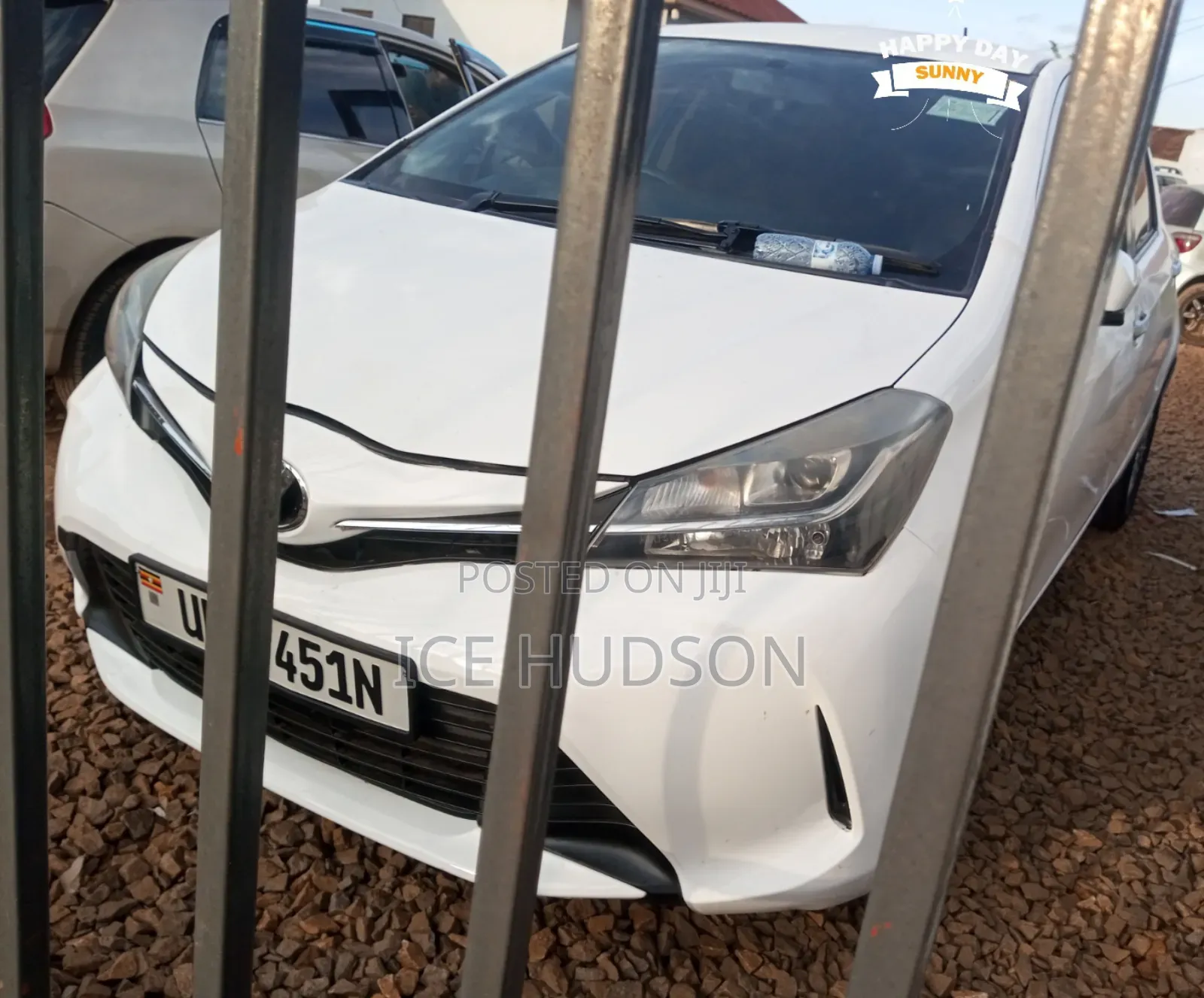 Toyota Vitz 2015 White
