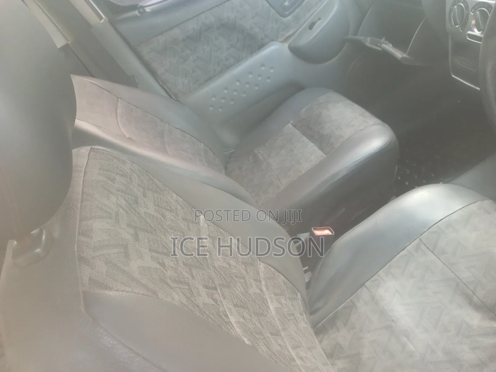 Toyota Fun Cargo 2003 Gray