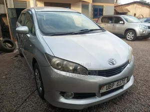 Toyota Wish 2010 Silver