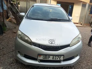 Toyota Wish 2010 Silver