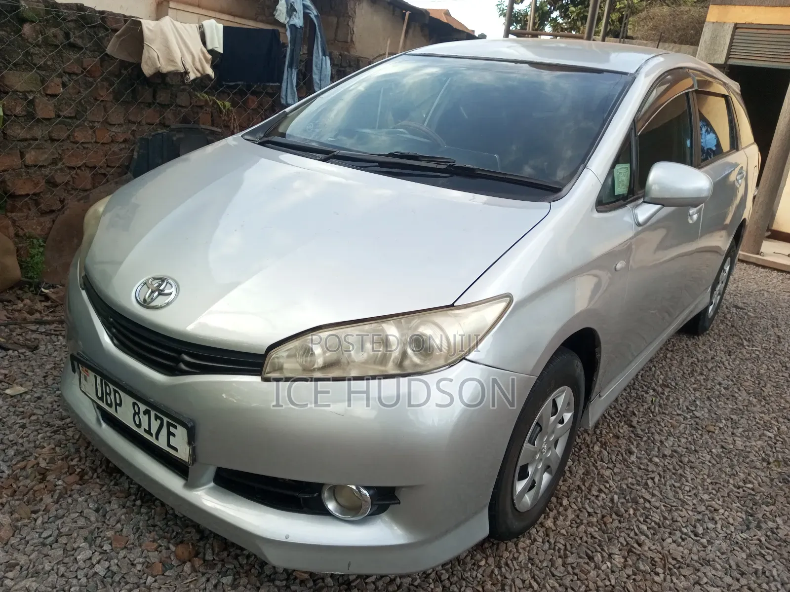 Toyota Wish 2010 Silver