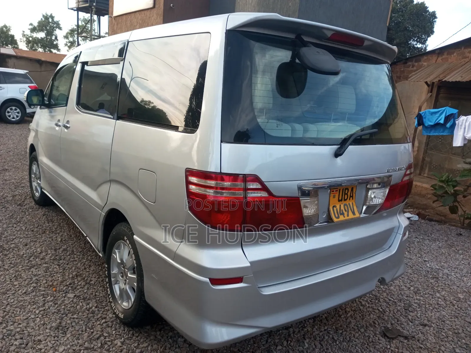 Toyota Alphard 2006 Silver