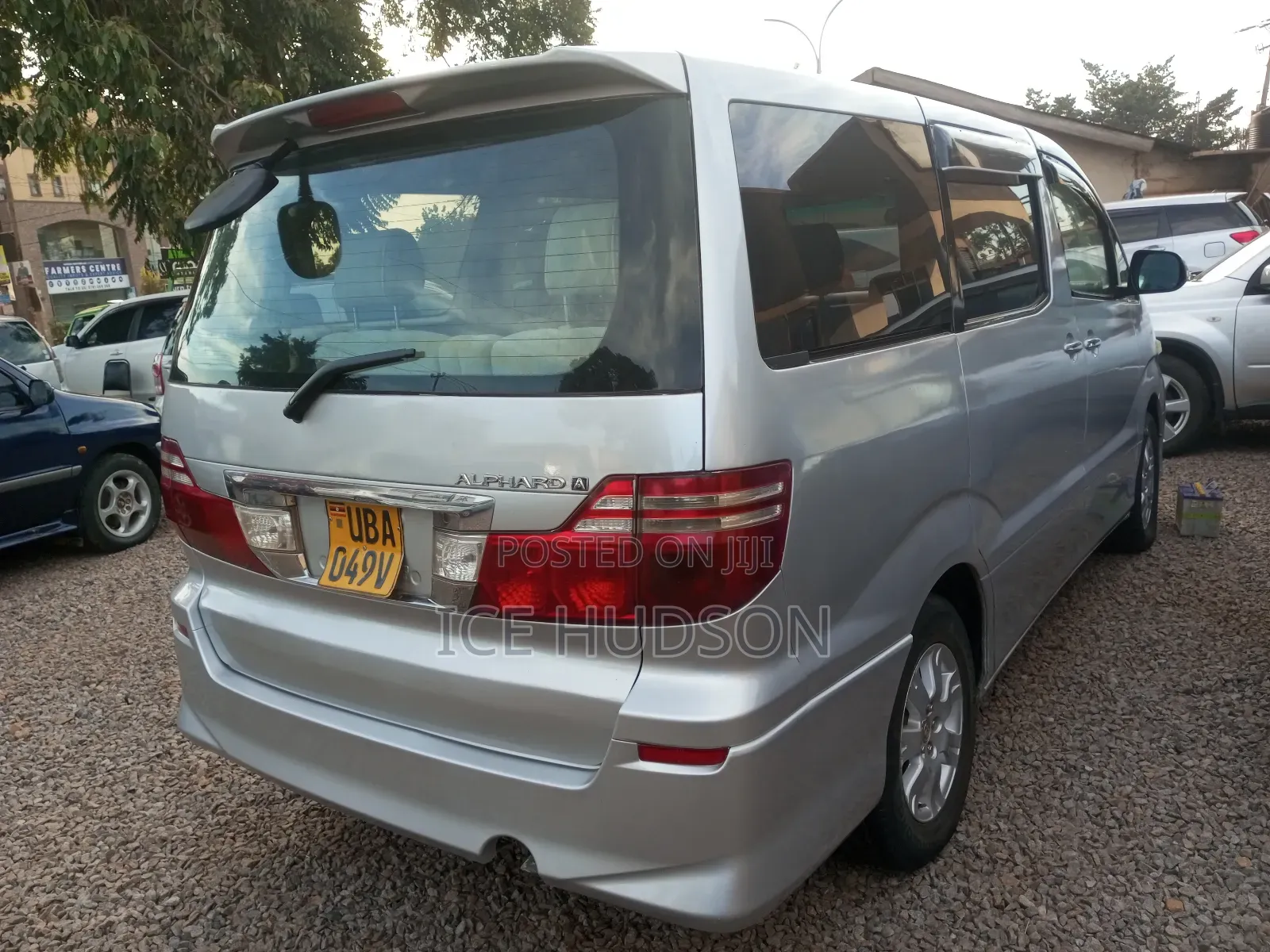 Toyota Alphard 2006 Silver