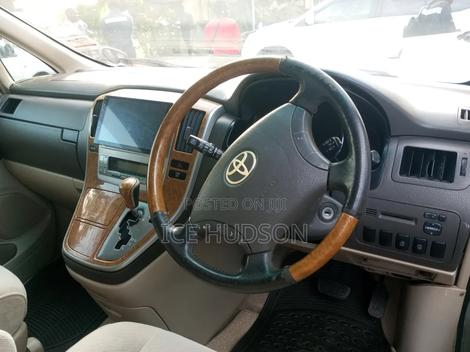 Toyota Alphard 2006 Silver