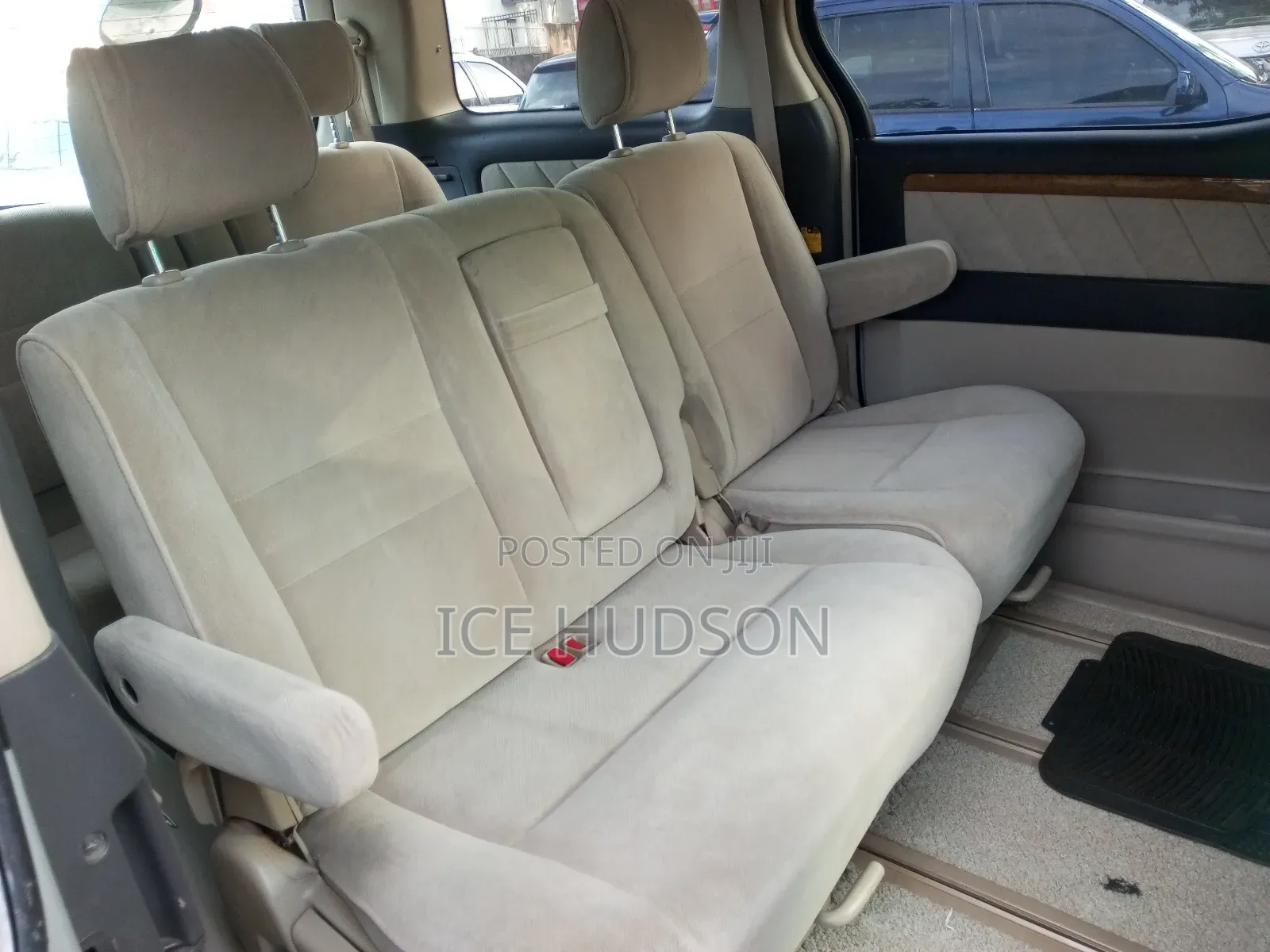 Toyota Alphard 2006 Silver