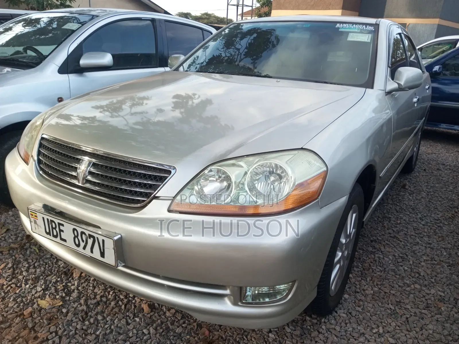 Toyota Mark II 2004 Gray