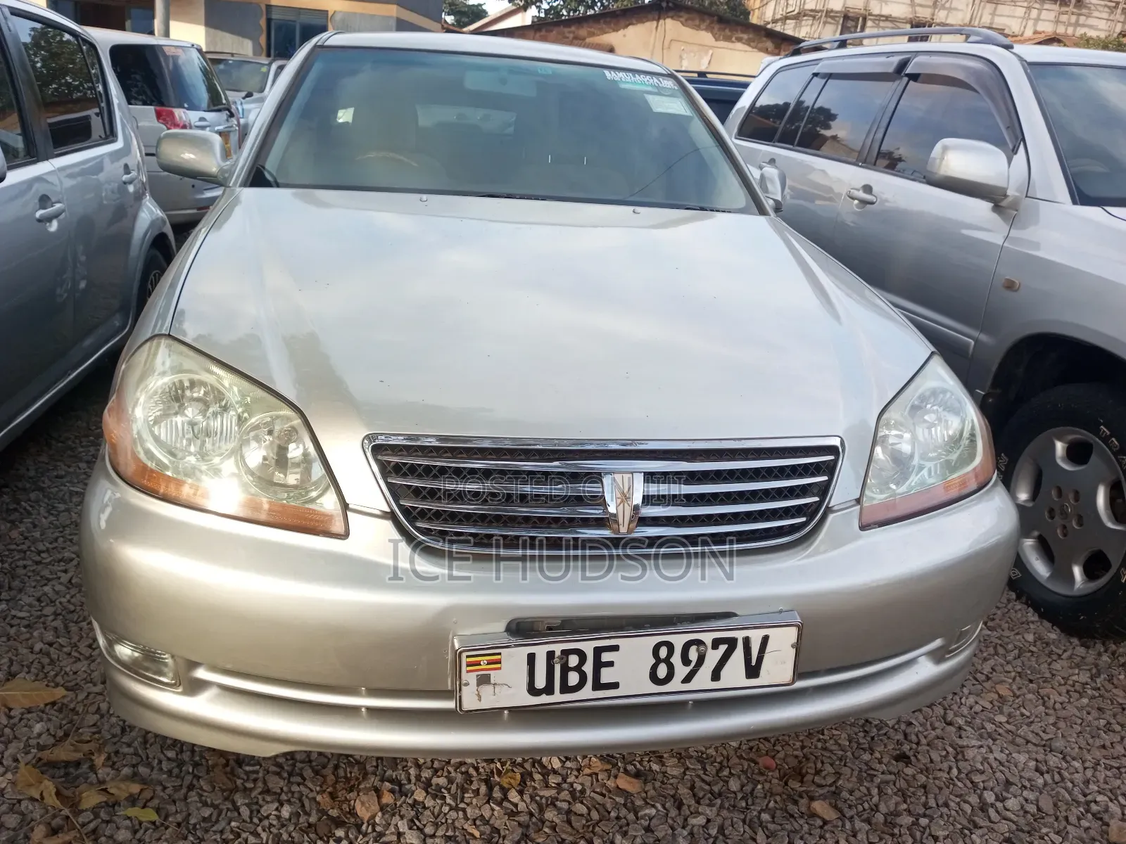 Toyota Mark II 2004 Gray