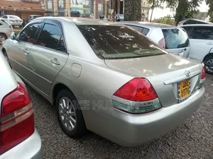 Toyota Mark II 2004 Gray
