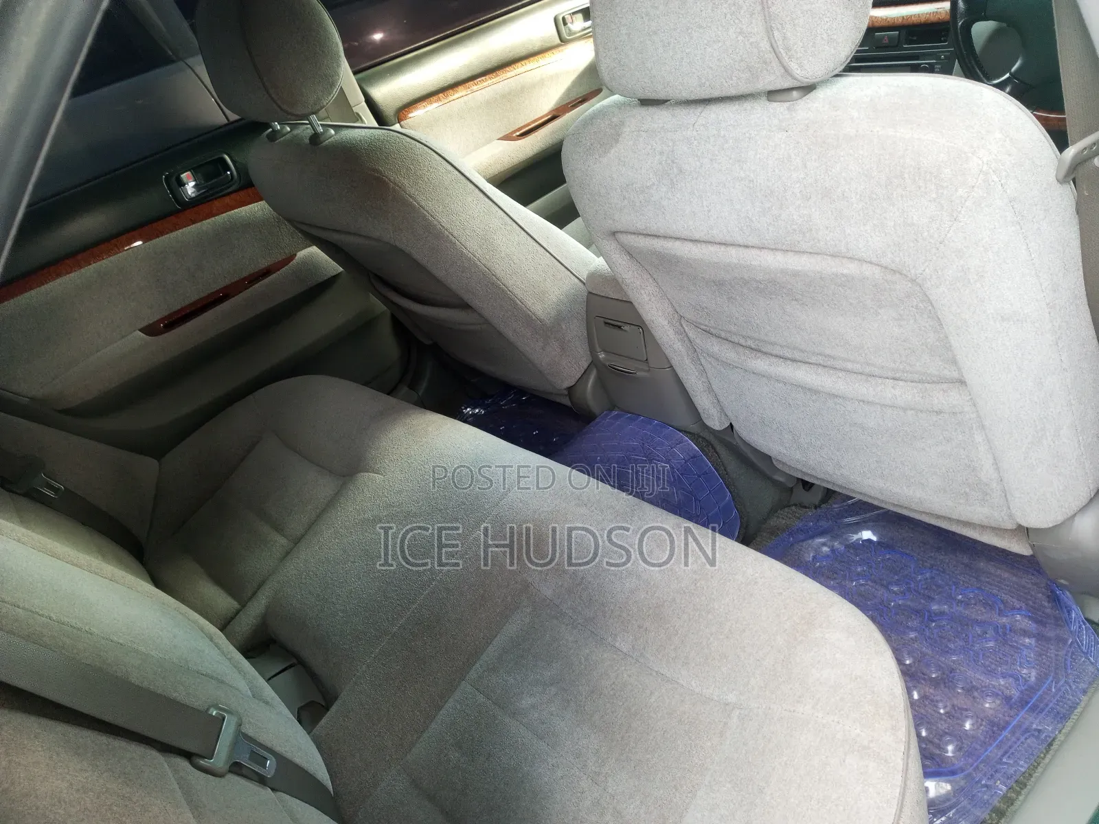 Toyota Mark II 2004 Gray