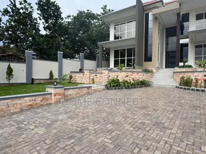 7bdrm Duplex in Lubowa Hill, Central Division for sale