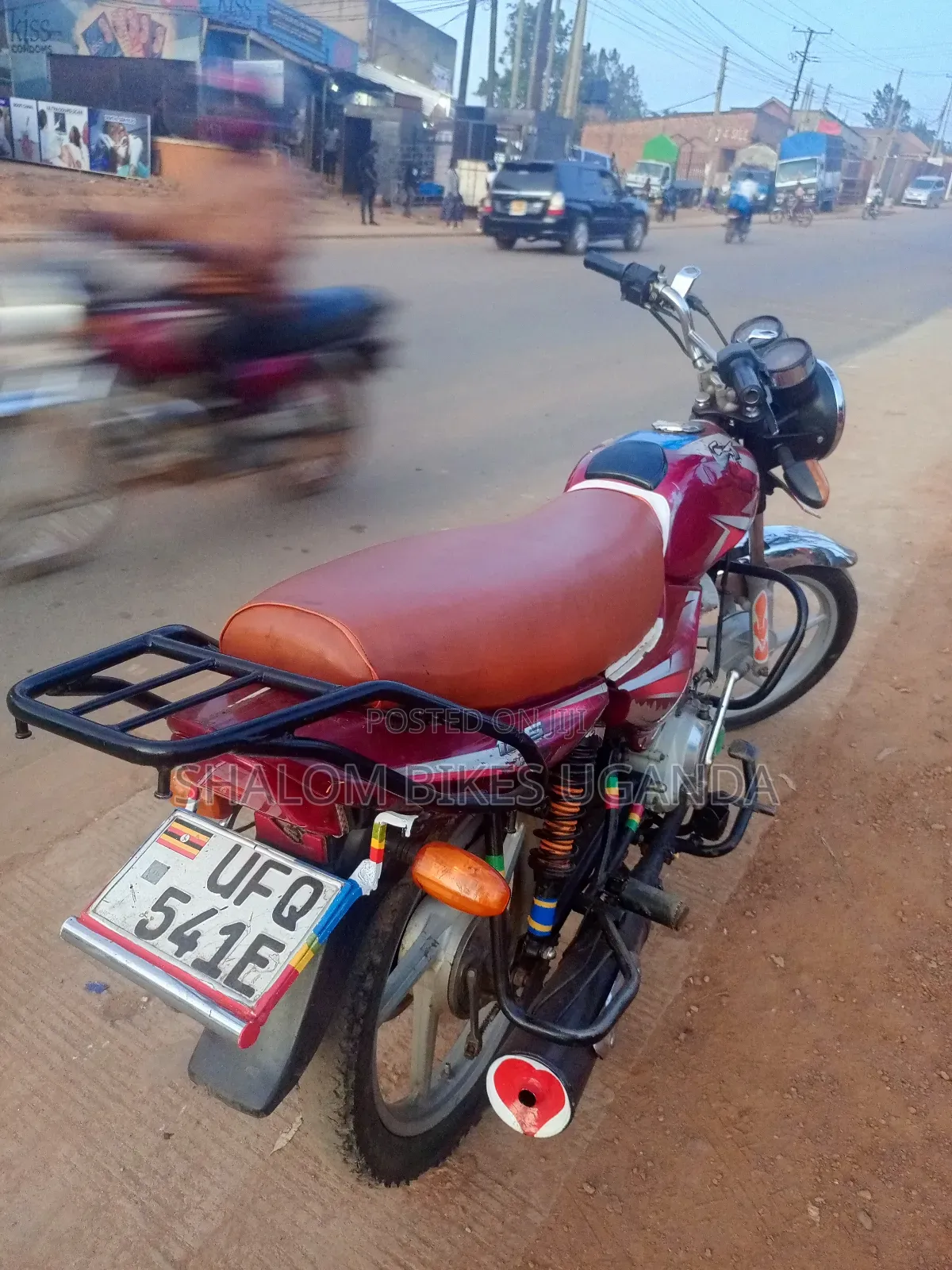 Bajaj CT 125X 2022 Red