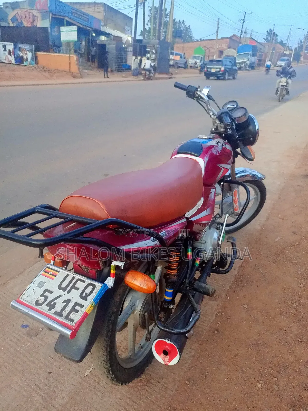 Bajaj CT 125X 2022 Red