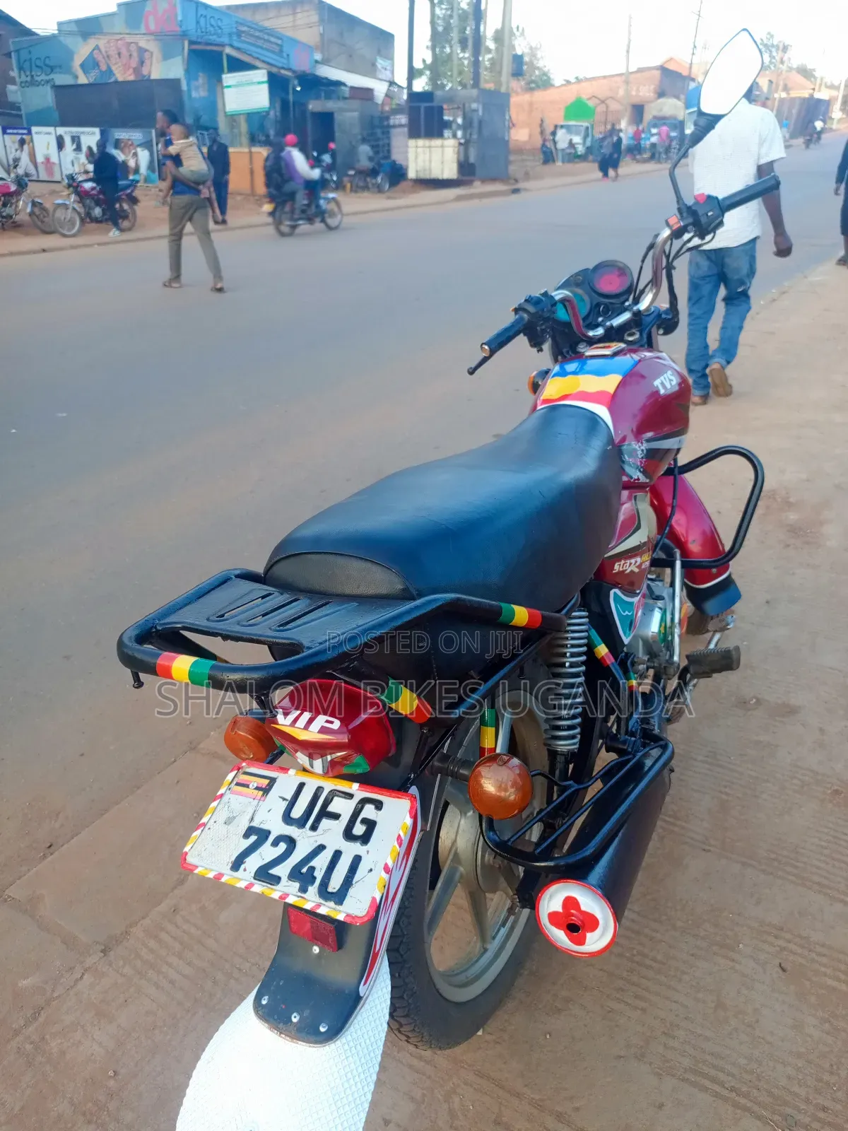 TVS HLX 125 2022 Red
