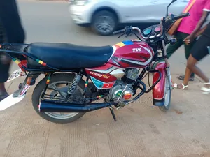 TVS HLX 125 2022 Red