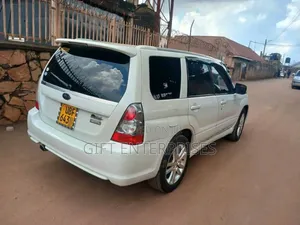 Subaru Forester 2.0 X Comfort 2005 White