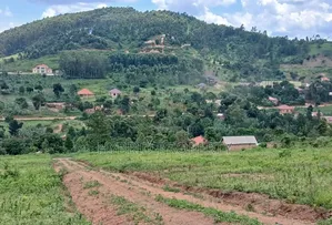 Prime Plots for Sale at Wakiso~Kaliiti Modern Hill View Estat~Hoima Rd