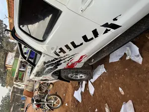 Hillux Stickers