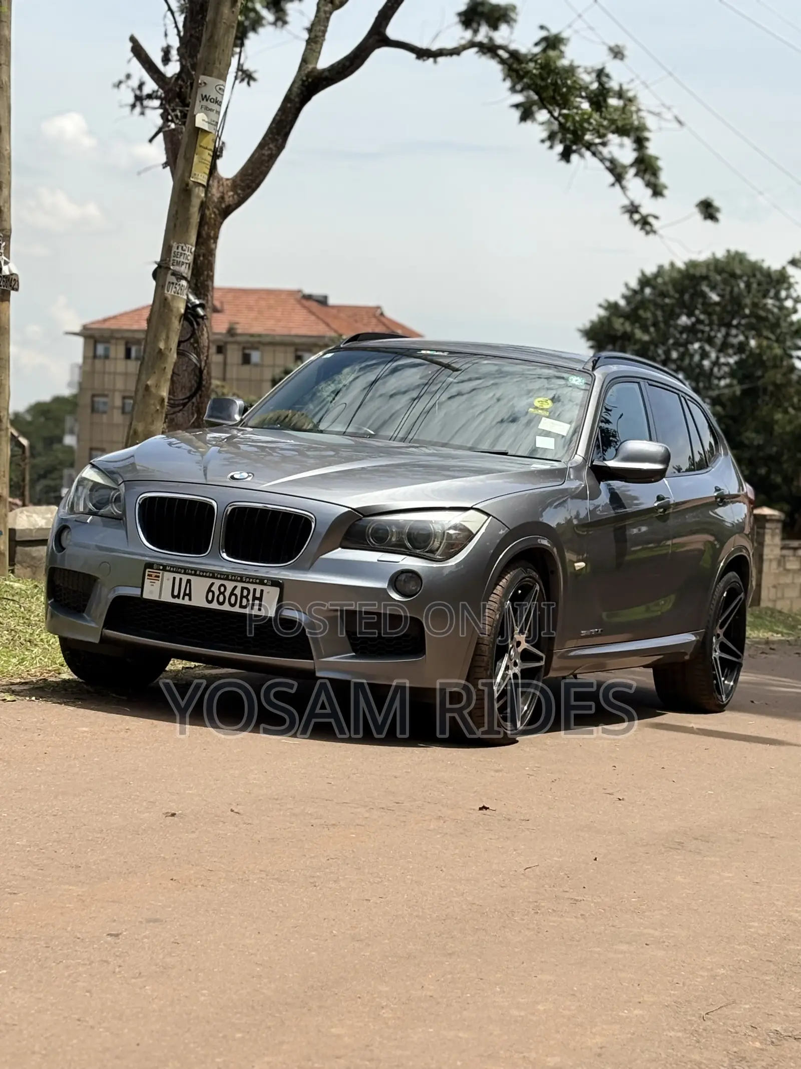 BMW X1 sDrive28i 4dr SUV (2.0L 4cyl Turbo 8A) 2014 Gray