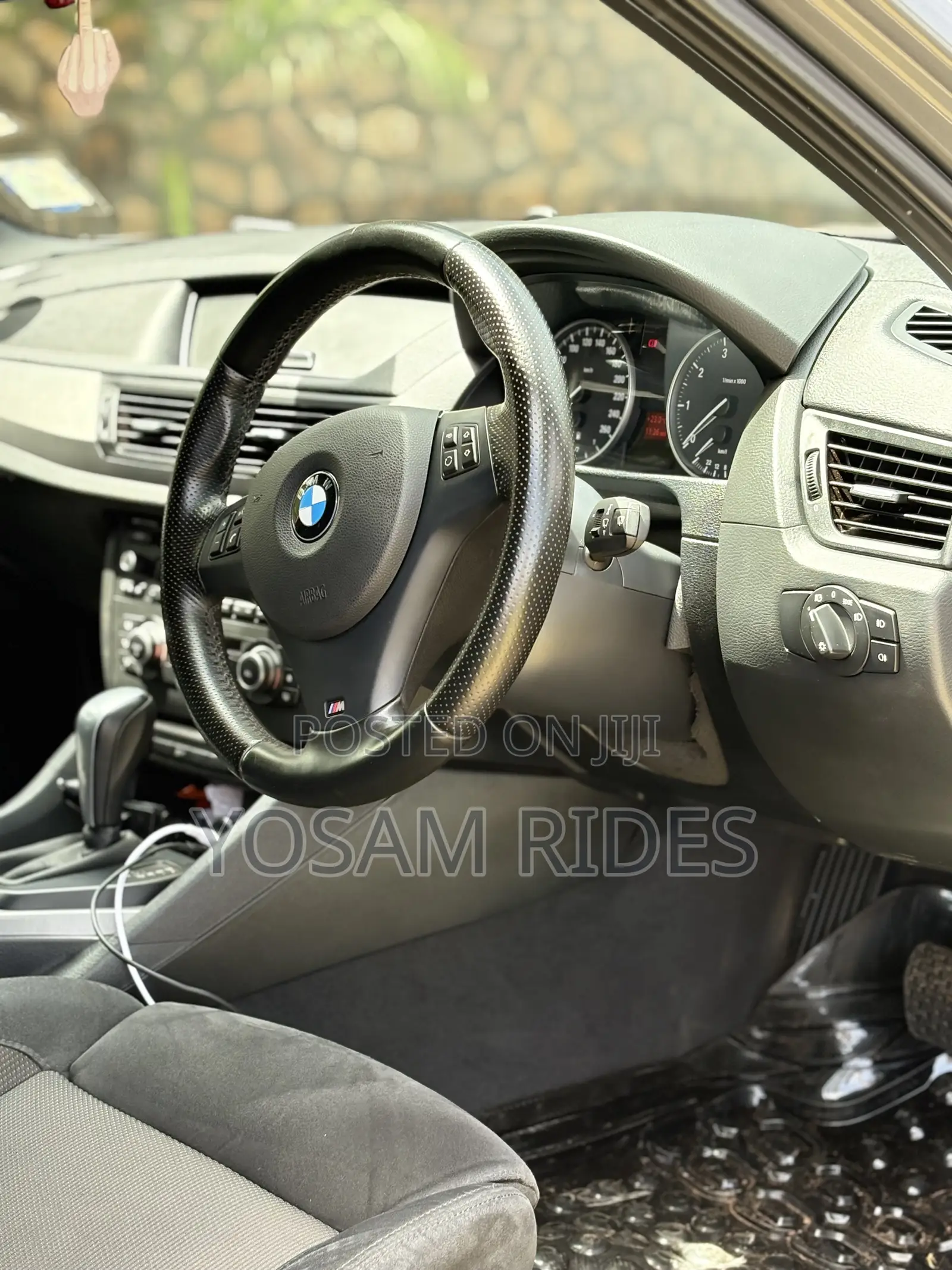BMW X1 sDrive28i 4dr SUV (2.0L 4cyl Turbo 8A) 2014 Gray