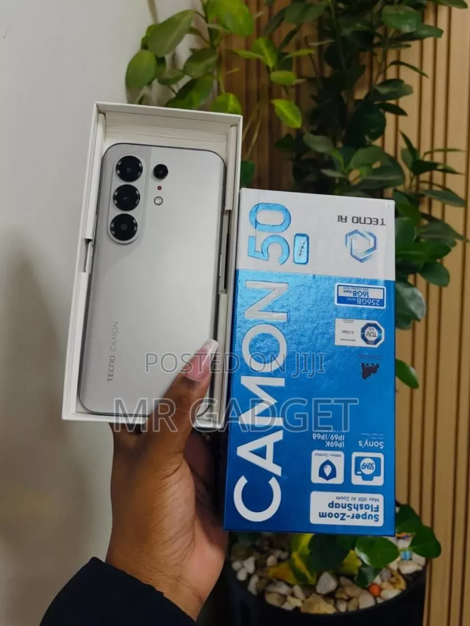 New Tecno Camon 50 Pro 256 GB Silver