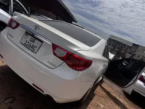 Toyota Mark X 2010 White