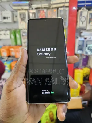 New Samsung Galaxy S21 Ultra 5G 128 GB Silver