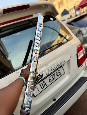 Land Cruiser Chrome