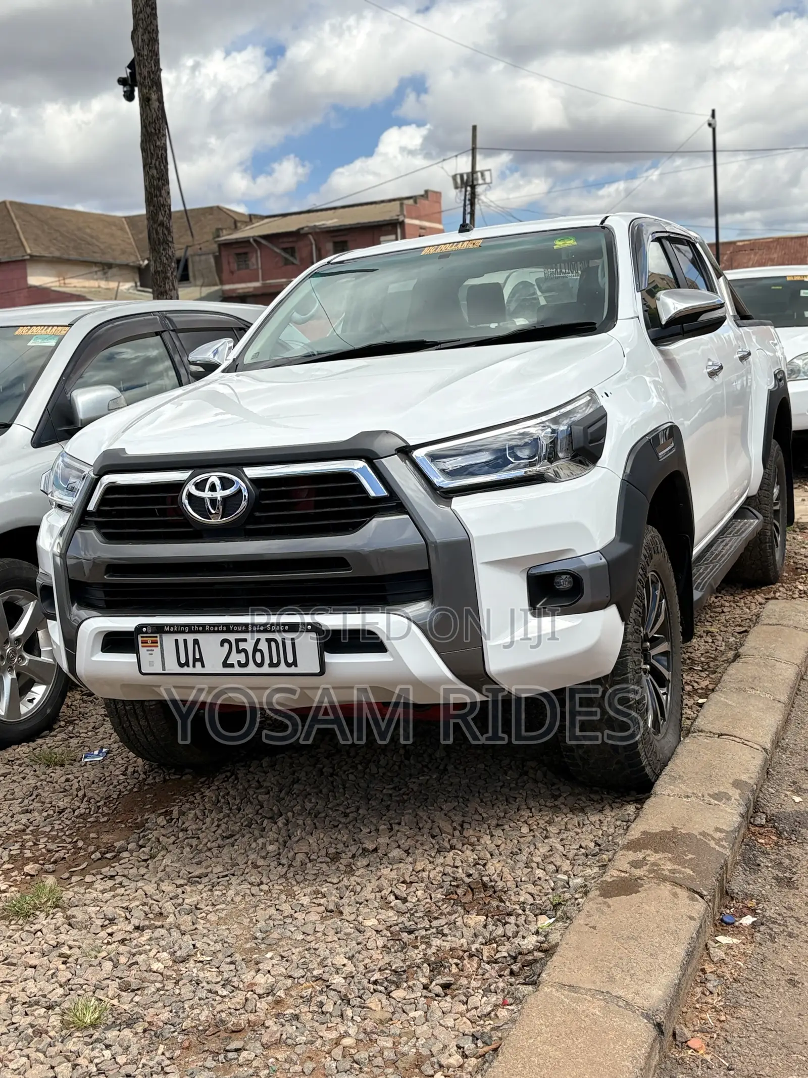 Toyota Hilux Revo Double Cab Deisel 2.8 AWD 2017 White