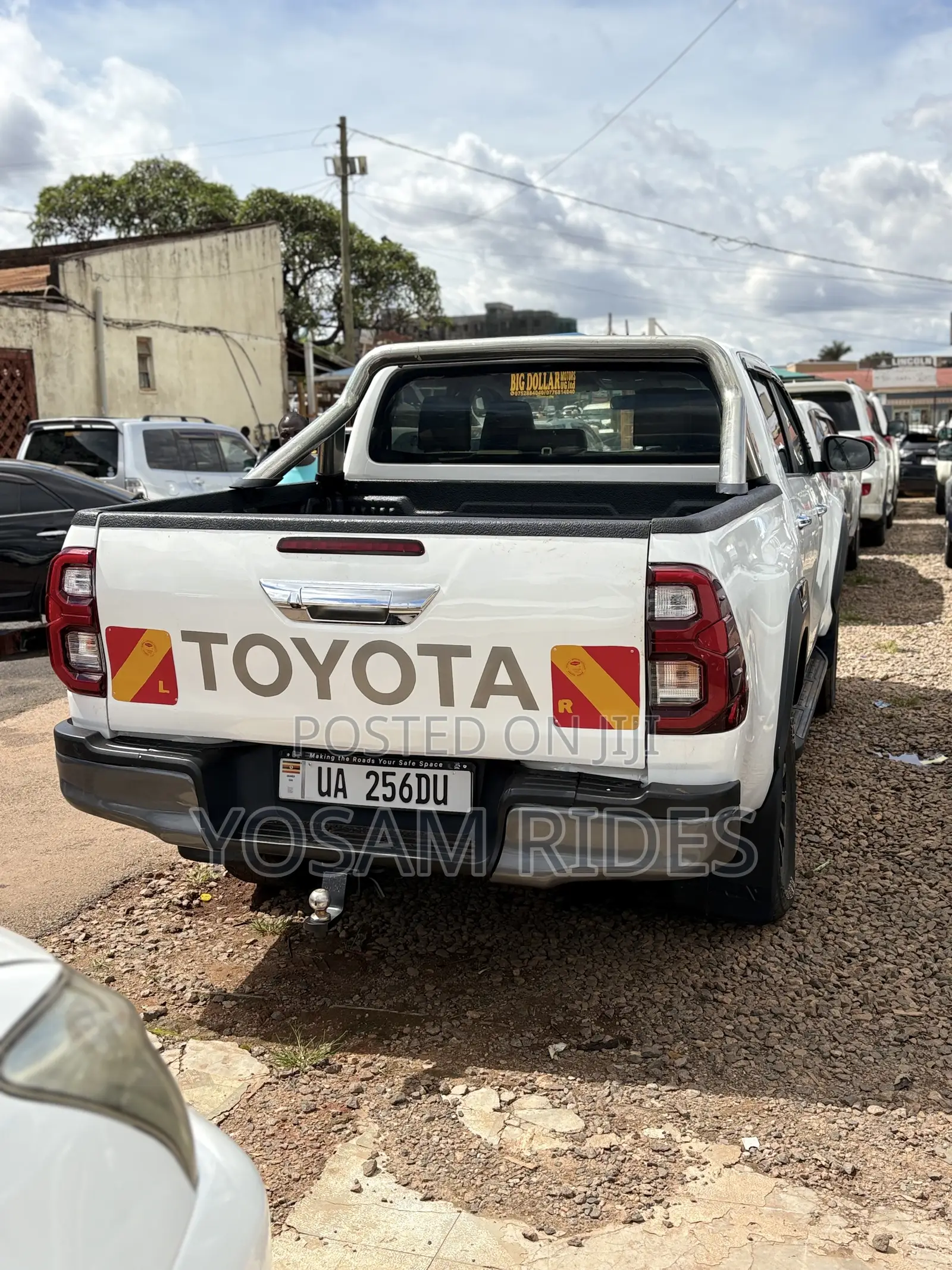 Toyota Hilux Revo Double Cab Deisel 2.8 AWD 2017 White