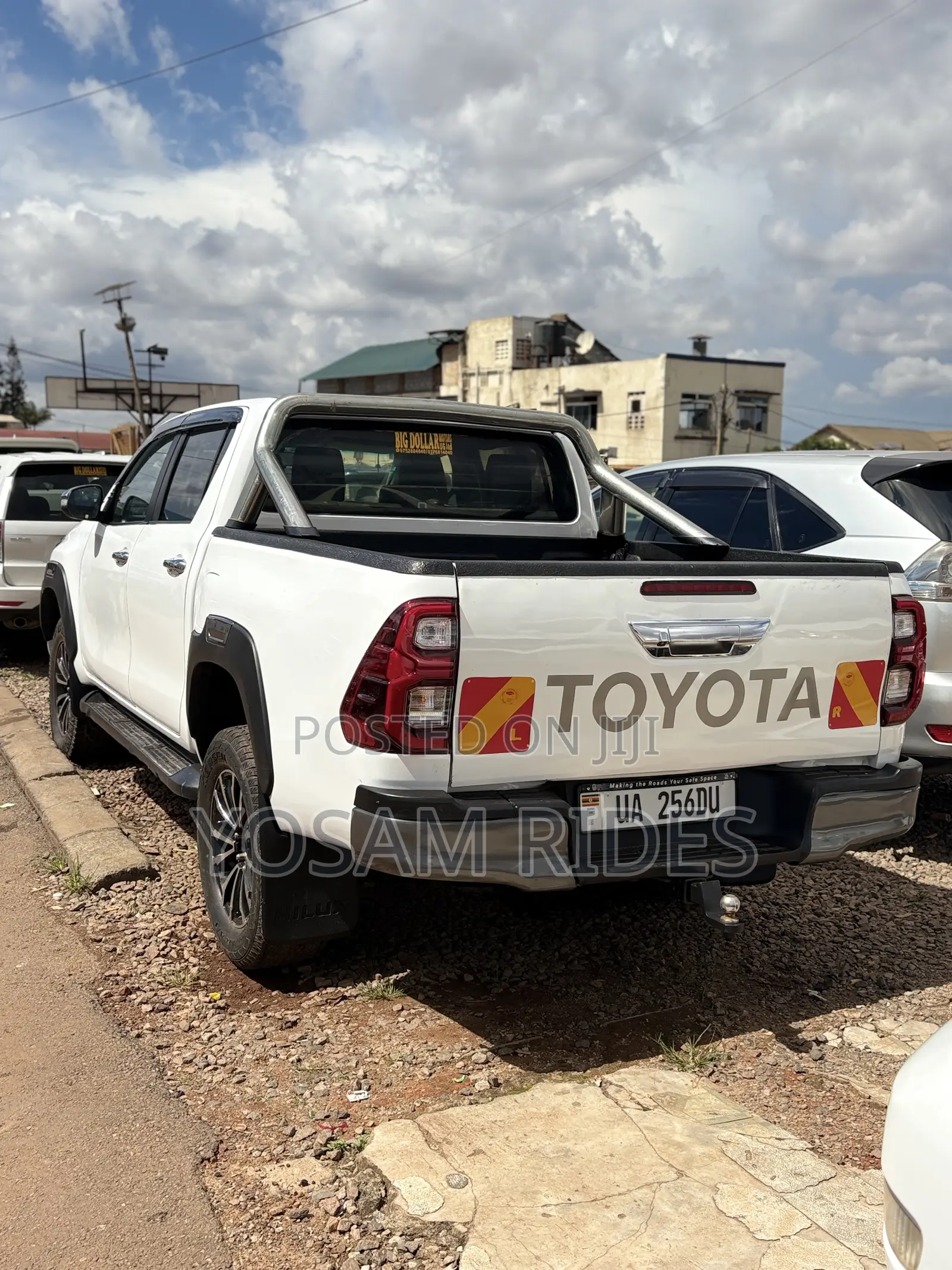 Toyota Hilux Revo Double Cab Deisel 2.8 AWD 2017 White