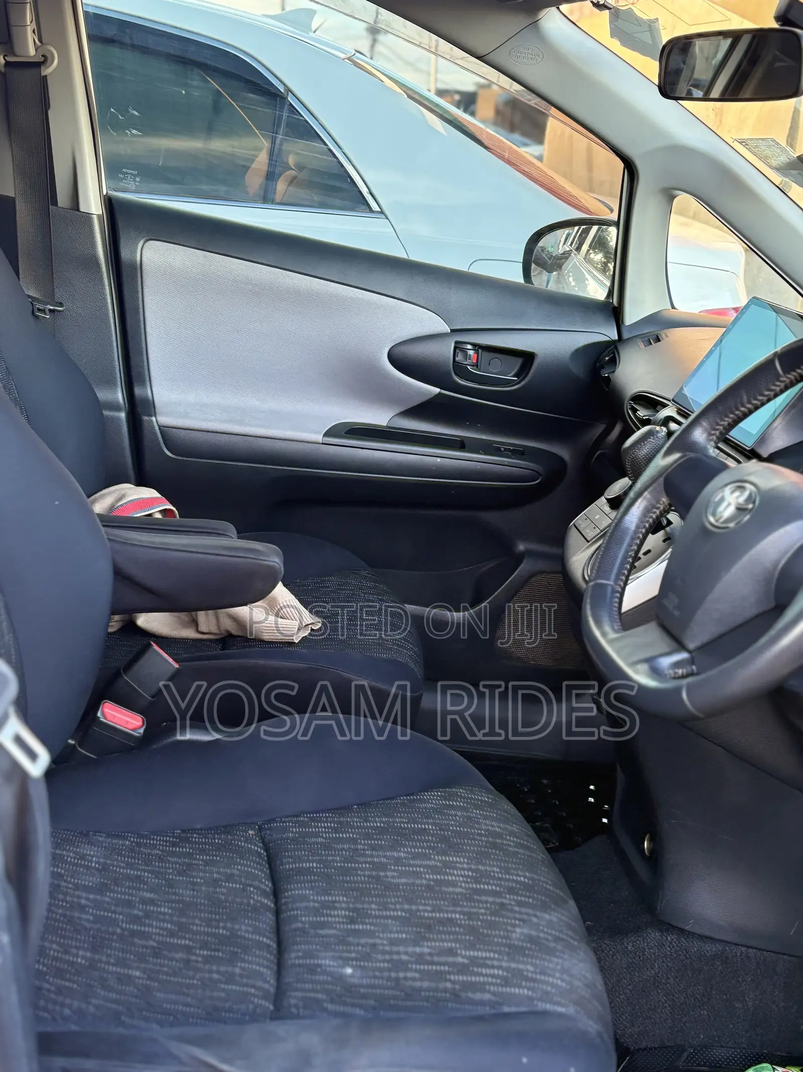 Mitsubishi Pajero 2018 Gray