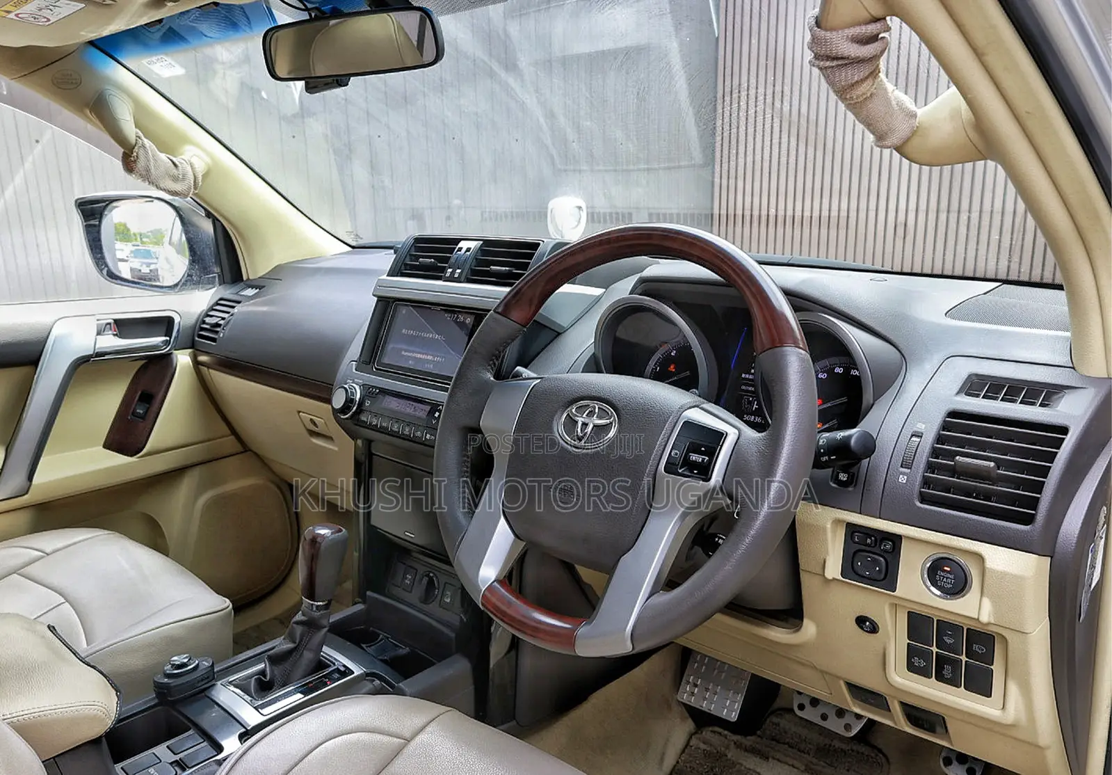 Toyota Land Cruiser Prado 2017 Silver