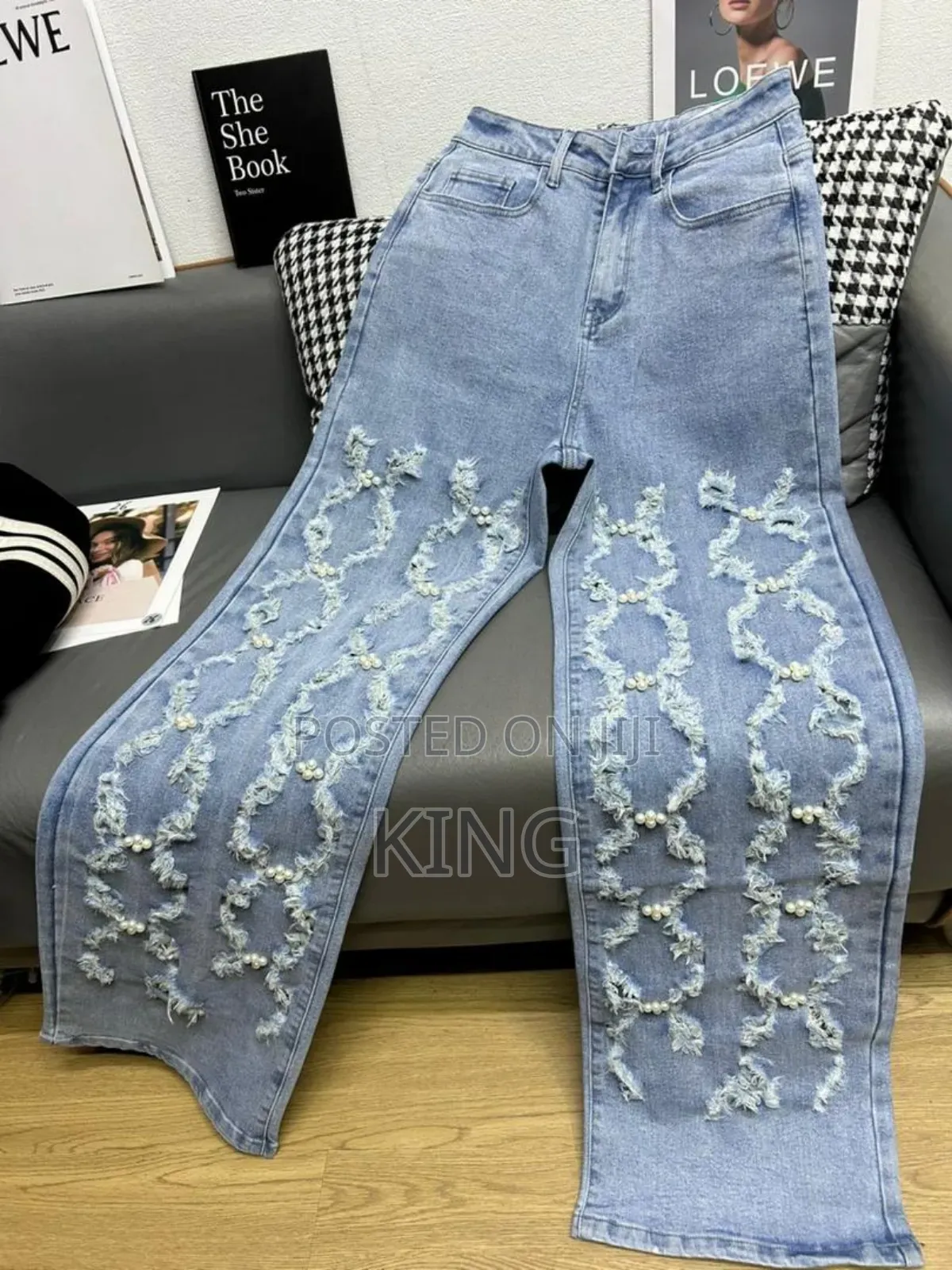 Timeless Wardrobe Staple Womens Jeans