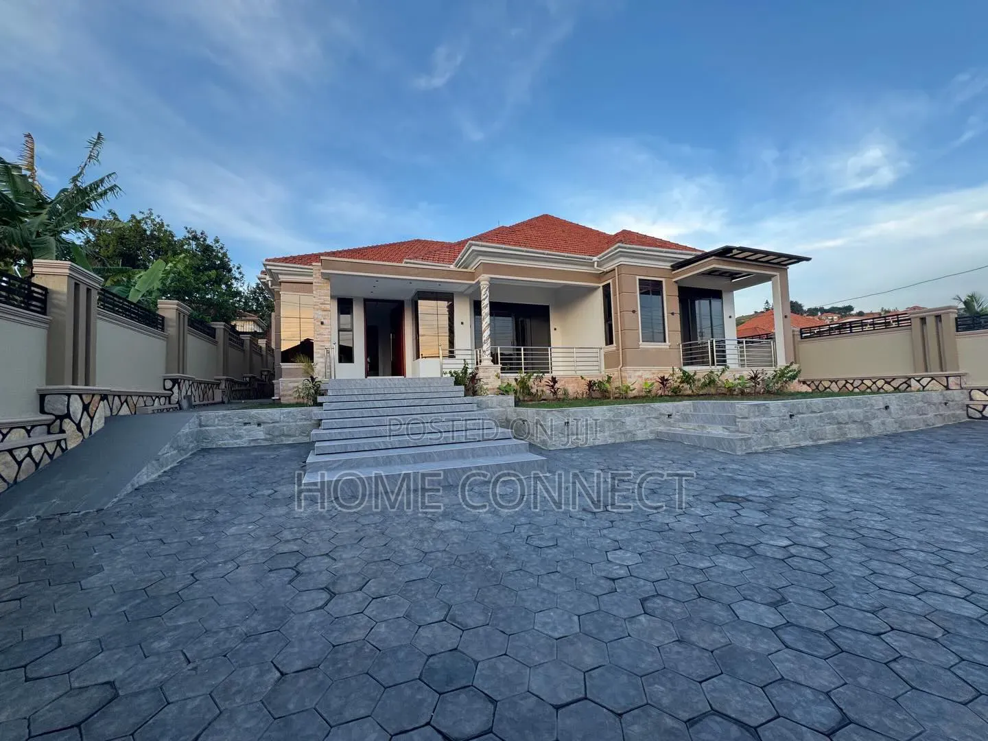 4bdrm Bungalow in Akright Estate, Central Division for sale